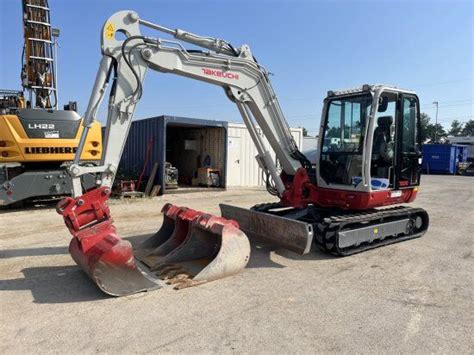 takeuchi 370 excavator